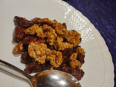 琥珀核桃黑椒小牛肉-惠食佳·朱雀(东方商厦店)