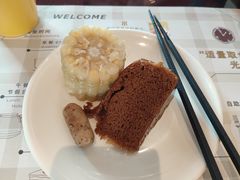 -荣誉国际酒店-云顶旋转餐厅