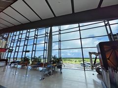 -西沃古尔·拉姆古兰爵士国际机场