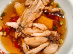 -何师傅美蛙鱼头(汉街店)