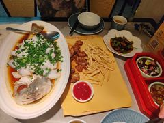 -鱼你相聚·河鲜馆(袁家岭店)