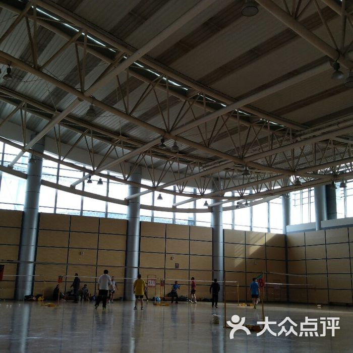 江宁体育中心体育场