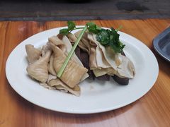 -乌文新澄海卤鹅店