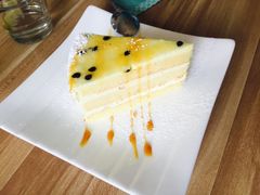百香果蛋糕-捌楼咖啡书吧(南开店)