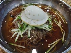 -吴草鸡爪오초닭발韩食堂(融恒盈嘉中心店)