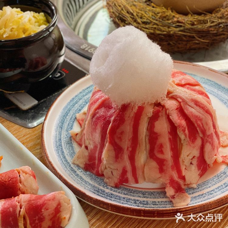 成都解封第一顿烤肉🥩，雅莉家当然榜上有名呀🌟