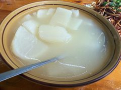 -一品红烧鸭特色川菜(三岔湖店)