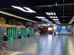 -极限PLAY运动娱乐新世界·团建派对潮玩休闲馆·室内蹦极高空游乐园