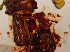 -八府香鸭·啫啫煲(华山路店)