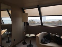 -上海滴水湖皇冠假日酒店