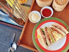 -怡豪大饭店·银顶旋转餐厅