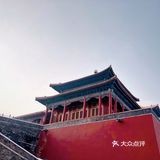 翻到了年前赶上下雪的时候去的旧宫，还是没忍住把照片发
