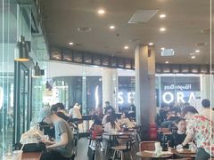 大堂-星巴克臻选(深圳皇庭广场分店)