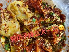 -八二小区抄手(龙湖上城天街店)