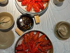 -巴厘龙虾·榜首油焖大虾(音乐学院·沿江酒馆店)
