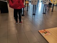 -麦当劳(石坝服务区店)