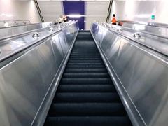 -红土地(地铁站)