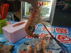 -六合夜市