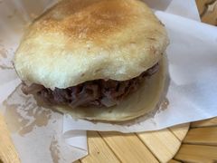 -闫家驴肉老店(华电一校店)