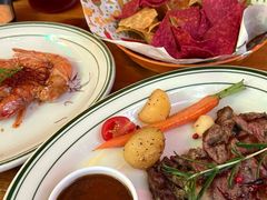 -Famous肥猫墨西哥音乐餐吧(五棵松华熙LIVE店)