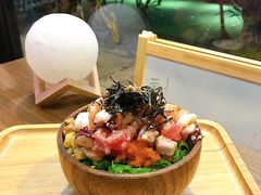 三文鱼金枪鱼八爪鱼脚虾仁波奇饭-Poke lemon海鲜波奇饭·柠檬茶(金碧开放小区店)