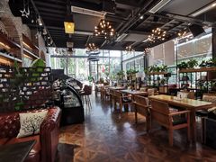 大堂-桉树林A coffee 森林餐厅(三圣乡店)