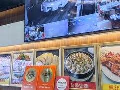 -覃记海鲜美食餐厅