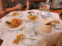 -Thai Pothong Restaurant