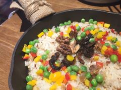 -云海肴·汽锅鸡·云南菜(天山百盛优客店)