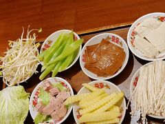 -沸炉重庆老火锅(军事博物馆店)
