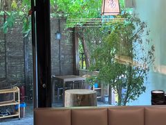 -汤宴·参须肚包鸡(南京路店)