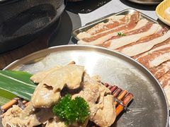 -草家酱蟹炭火烤肉店(珲春南路一店)
