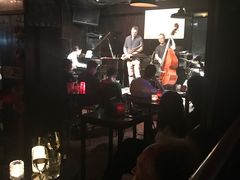-东岸Cafe 爵士俱乐部