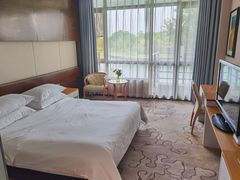 -上海怡沁园度假酒店