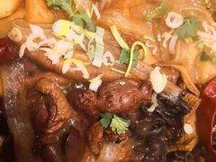 -万里闯关东铁锅炖菜馆(高新旗舰店)