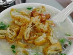 艇仔粥-穗银肠粉店(东川路店)