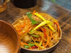 -银米·云南传统过桥米线(双廊黑金冠店)