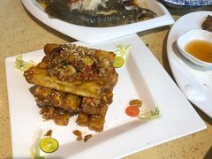 -铜锣湾·有麝自然香(重庆新天地店)