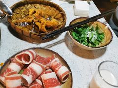 -爱你您·自家鱼塘·活水喷泉鱼火锅(八里店)