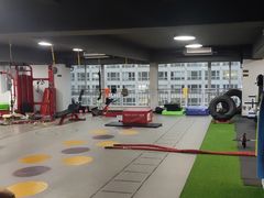 -越·健身工作室(华尔兹广场写字楼B栋店)