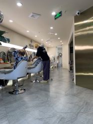 点击看大图 -DX HAIR SALON·发现未知美发沙龙