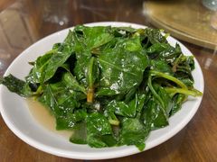 人参叶菜-芦茨金富饭庄·25年老字号·专做稻草鸡
