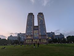 -复旦大学光华楼