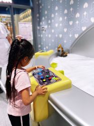 -奈尔宝家庭中心·亲子餐厅(北京东坝万达店)