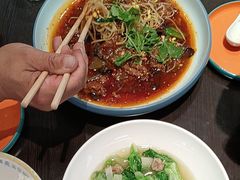 -川流不息·地道川菜·小龙虾(松东路店)