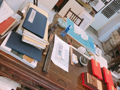-邊城書店