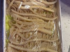 -钢管厂五区小郡肝串串香(蜀都万达店)
