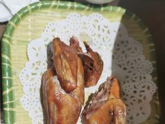 -东口码头·烧鸽子·鱼头泡饼·地方菜(金鹰悦城店)