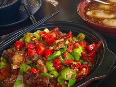 牛筋牛腩煲-辣瓦·江西爆炒馆子
