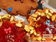-HOT CRUSH趁热集合·现烤面包(上海环球港店)